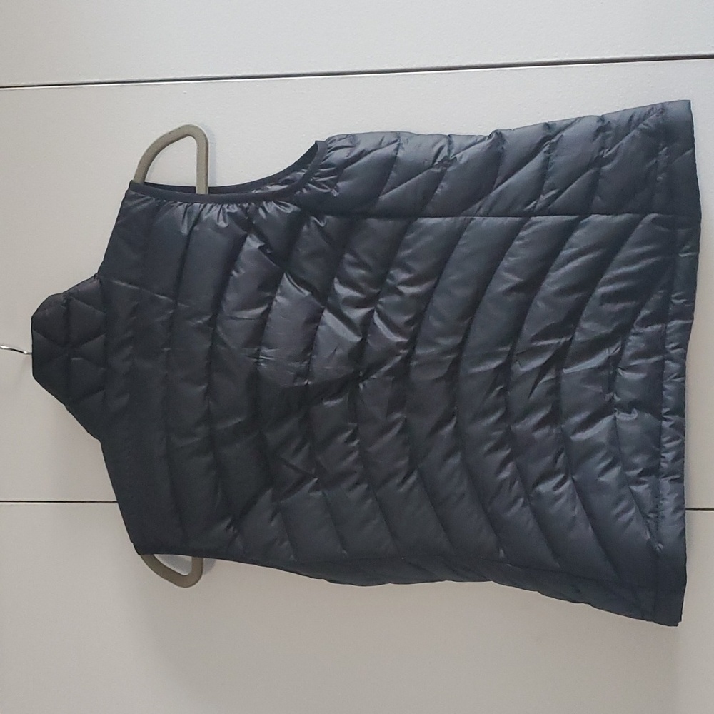 Patagonia womens puff vest black size S - Picture 4 of 4